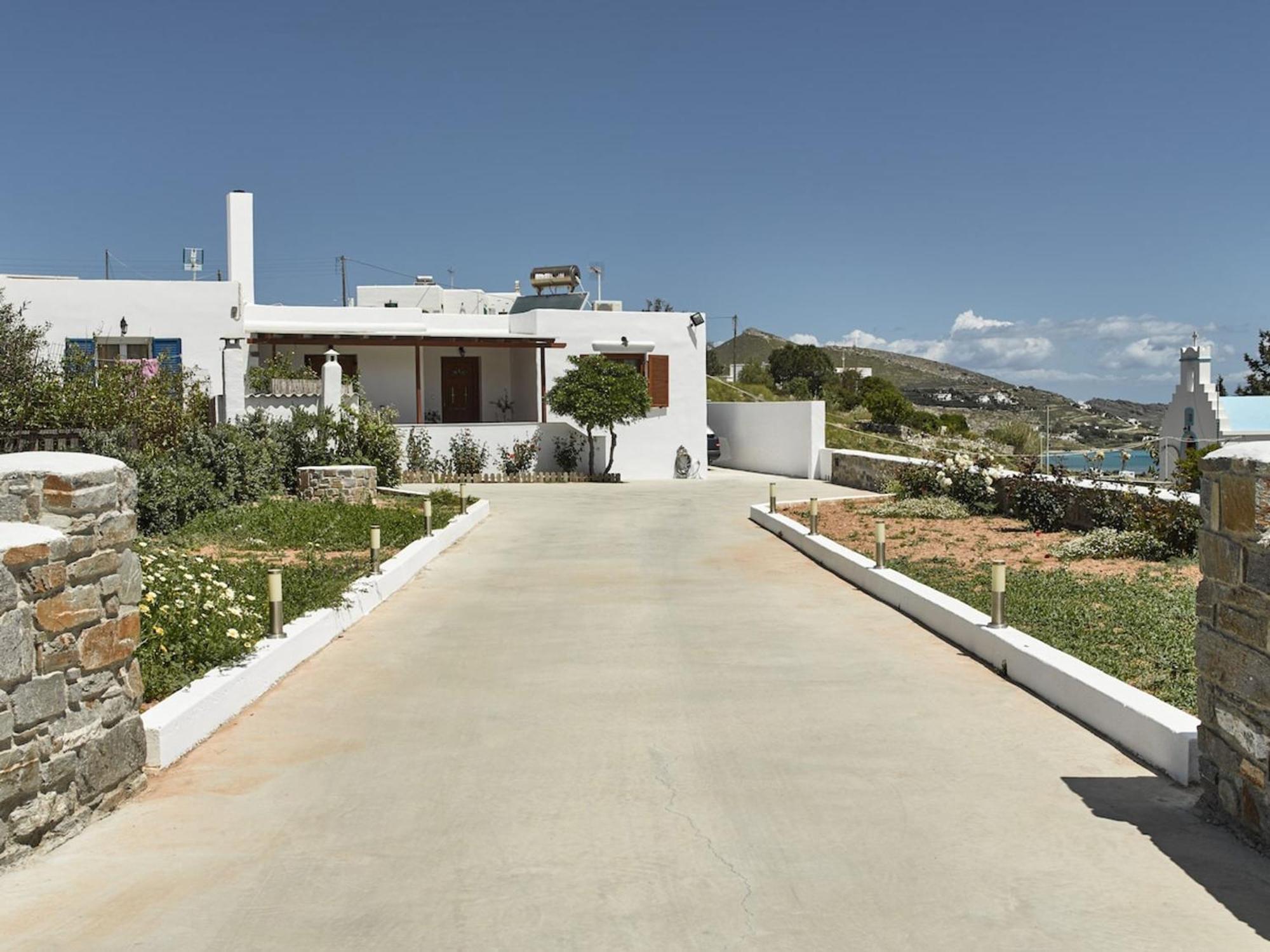 Maria Seaview Villa Near Naousa Exterior photo